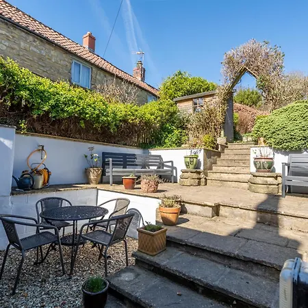 Bulldog בית נופש *